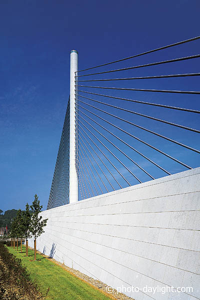 Pont du Pays de Liège sur la MeuseConception: bureau Greisch 