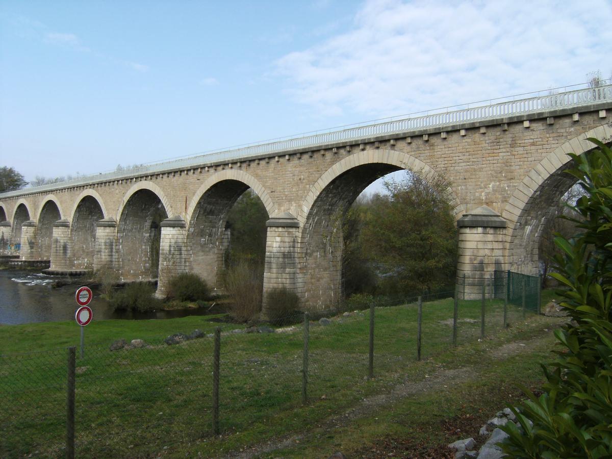 Viaduc ferroviaire d'Andrézieux-Bouthéon 
