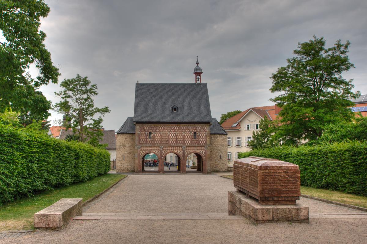 Karolingische Torhalle des Benediktinerklosters in Lorsch 