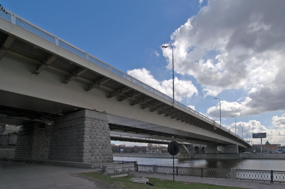 Krasnolushskyi Most (Pont-route), Moscou 
