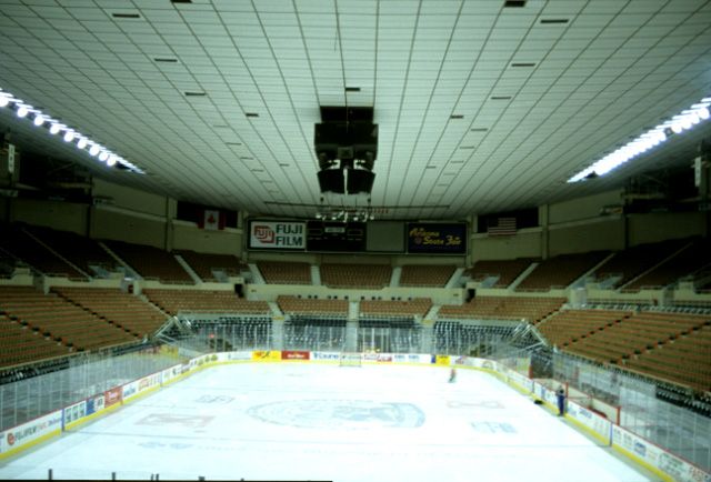 Arizona Veterans Memorial Coliseum 