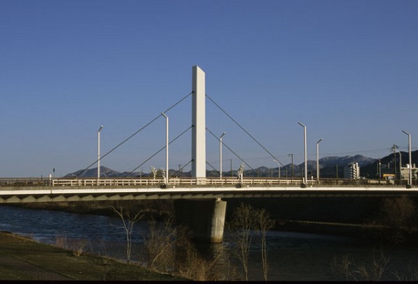 Pont Maeda Shinnrinn-Koen 