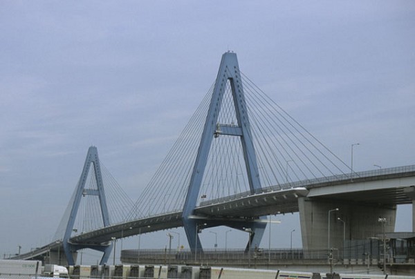 Meiko-Higashi-Brücke 