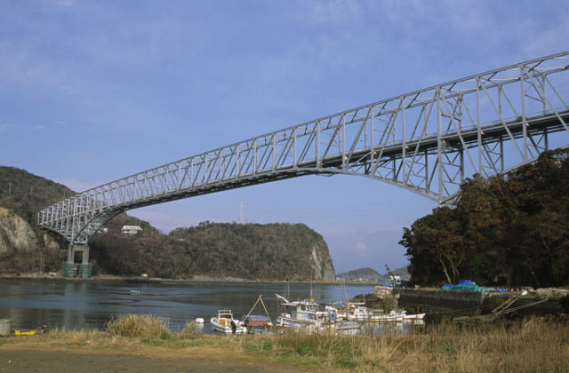 Tenmon Bridge 