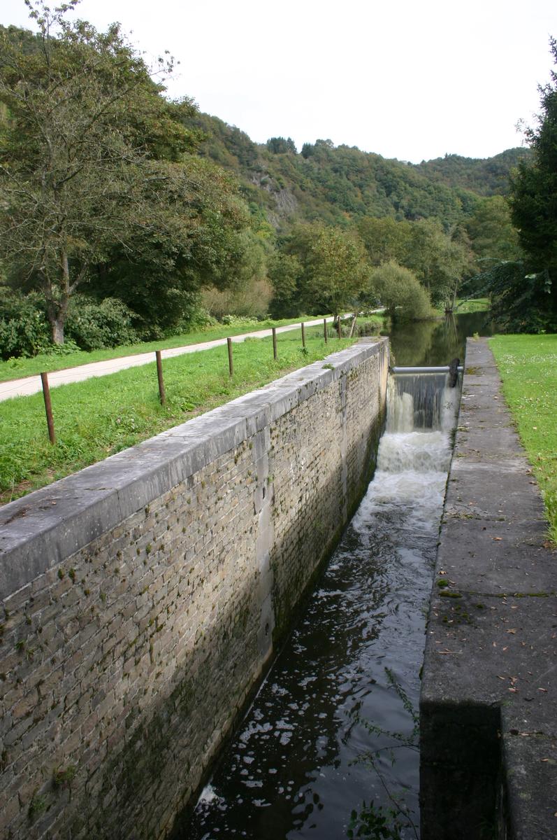 Lock No 15 near Poulseur 