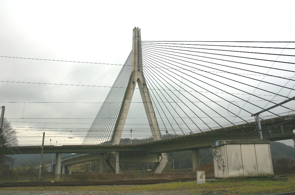 Ben-Ahin Bridge 
