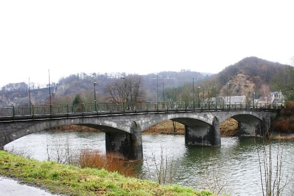 Die Ourthebrücke in Comblain-la-Tour 
