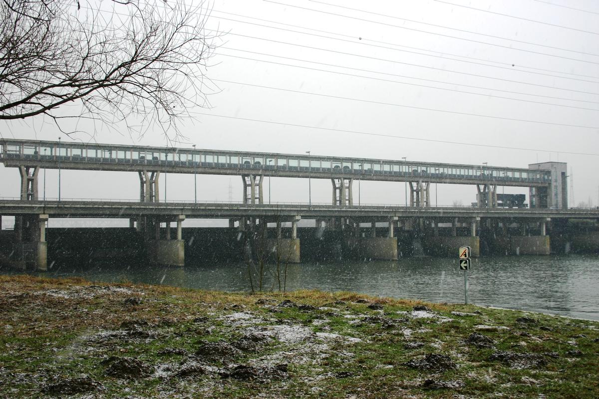 Lixhe Dam & Bridge 