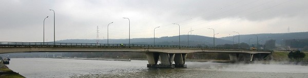 Maasbrücke Ampsin 