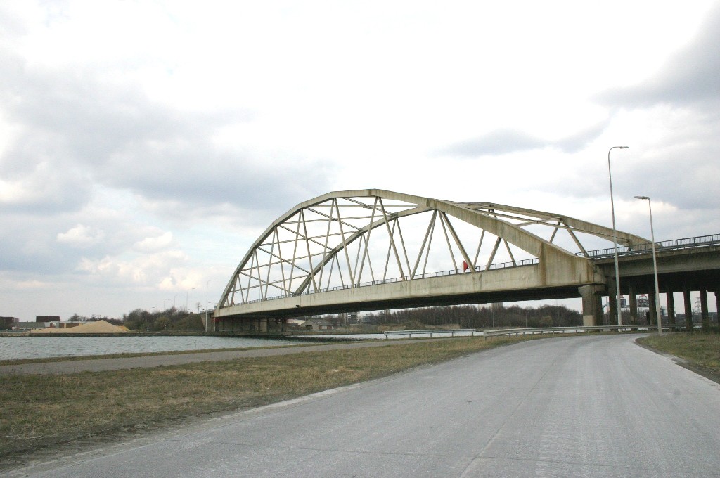 Pont de Genk sur le Canal Albert 