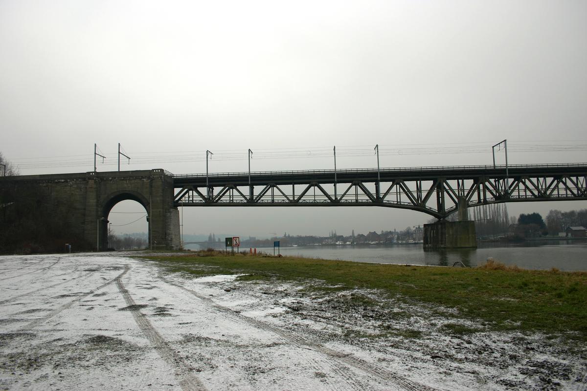 Pont des Allemands, Visé 