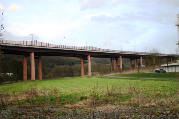 Viadukt der A7 bei Colmar-Berg 