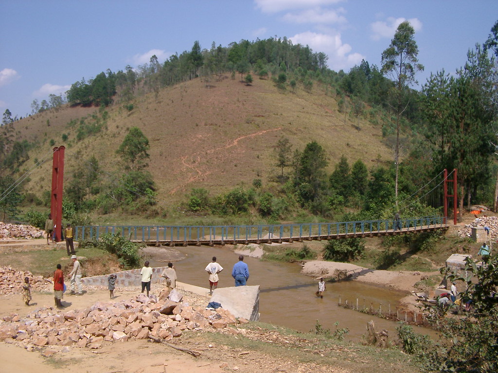 Fußgängerbrücke Nyagisenyi in Ruanda 