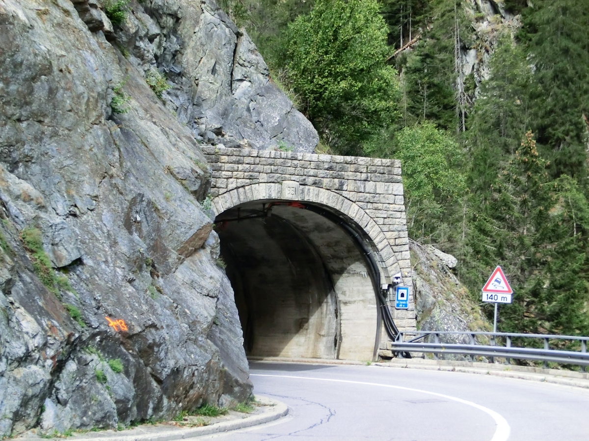 Val Zagrenda-Las Ruinas Tunnel southern portal 