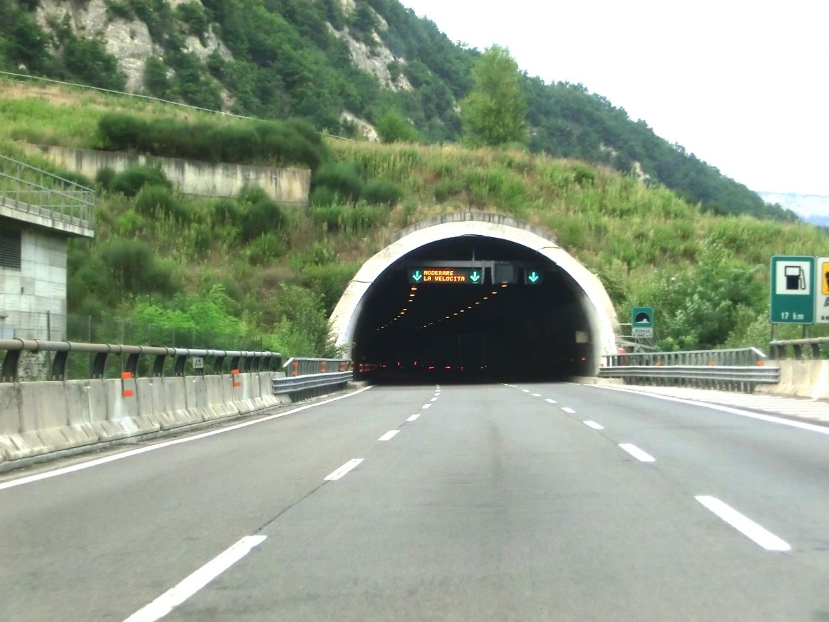 Allocco Tunnel southern portal 