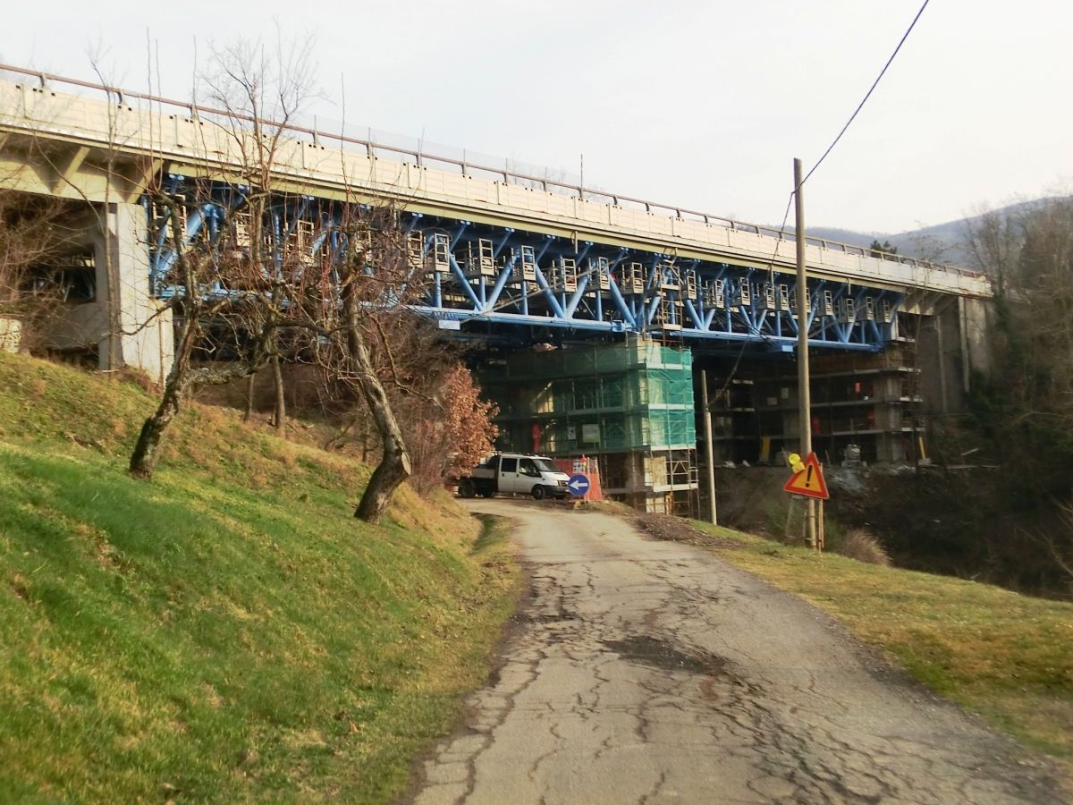 Talbrücke Faldo 