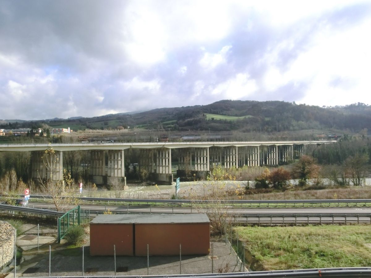 Quercia-Setta-Talbrücke 