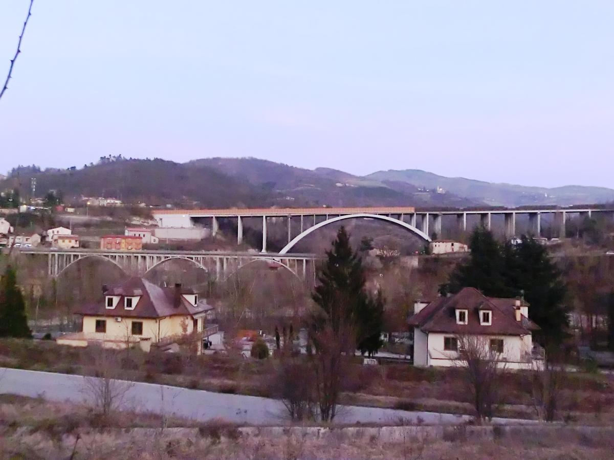 Sambro Bridge (on the left) and A1 Sambro Viaduct 