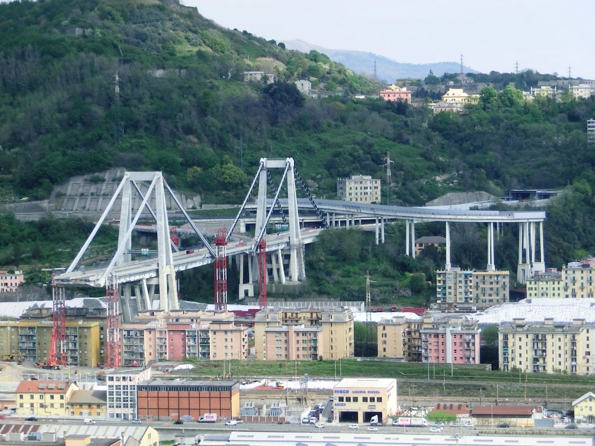 Polcevera Viaduct dismantling 