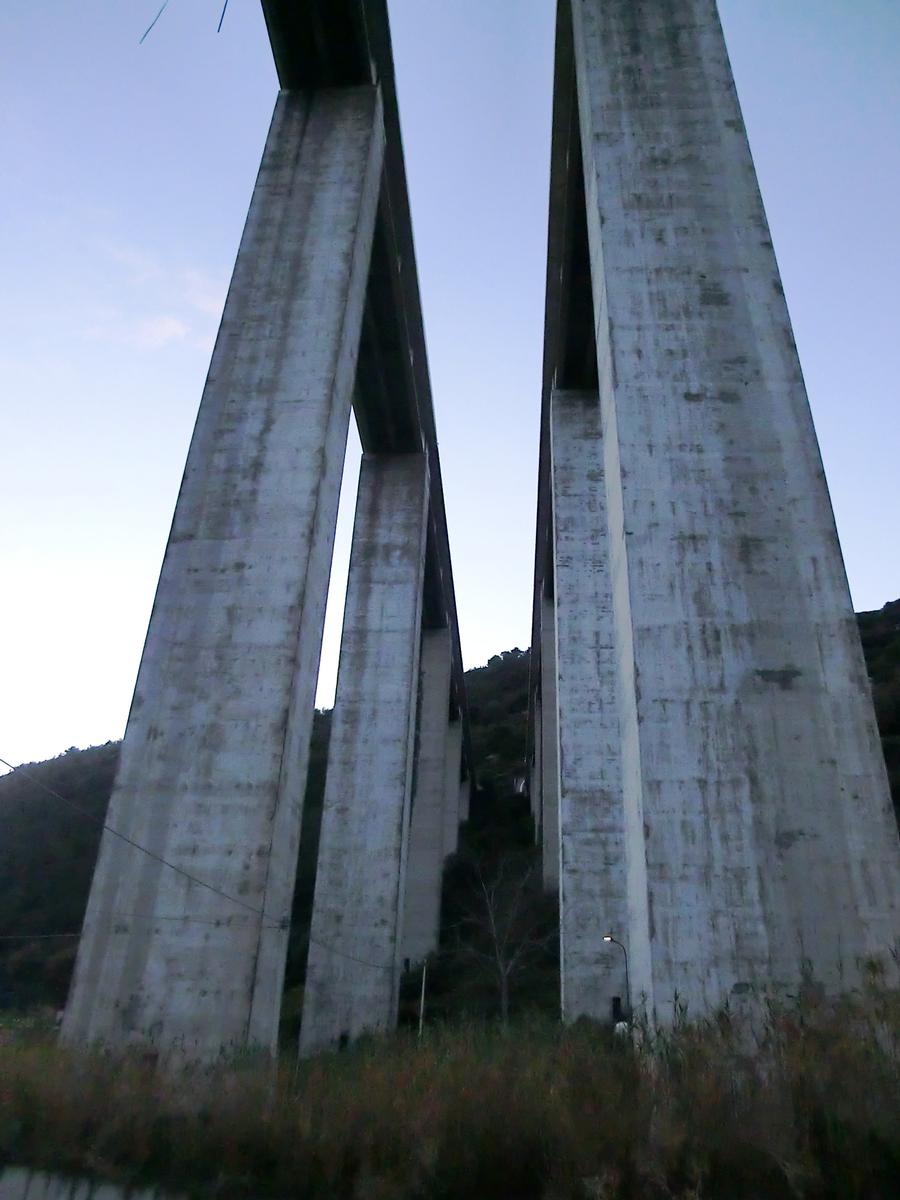 Talbrücke Vallecrosia 