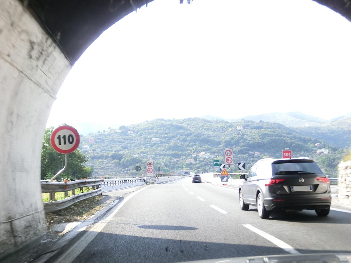 Quezzi Tunnel eastern portal towards Bisagno viaduct 