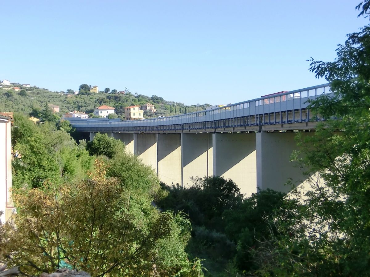 Talbrücke Sanpierdicanne 