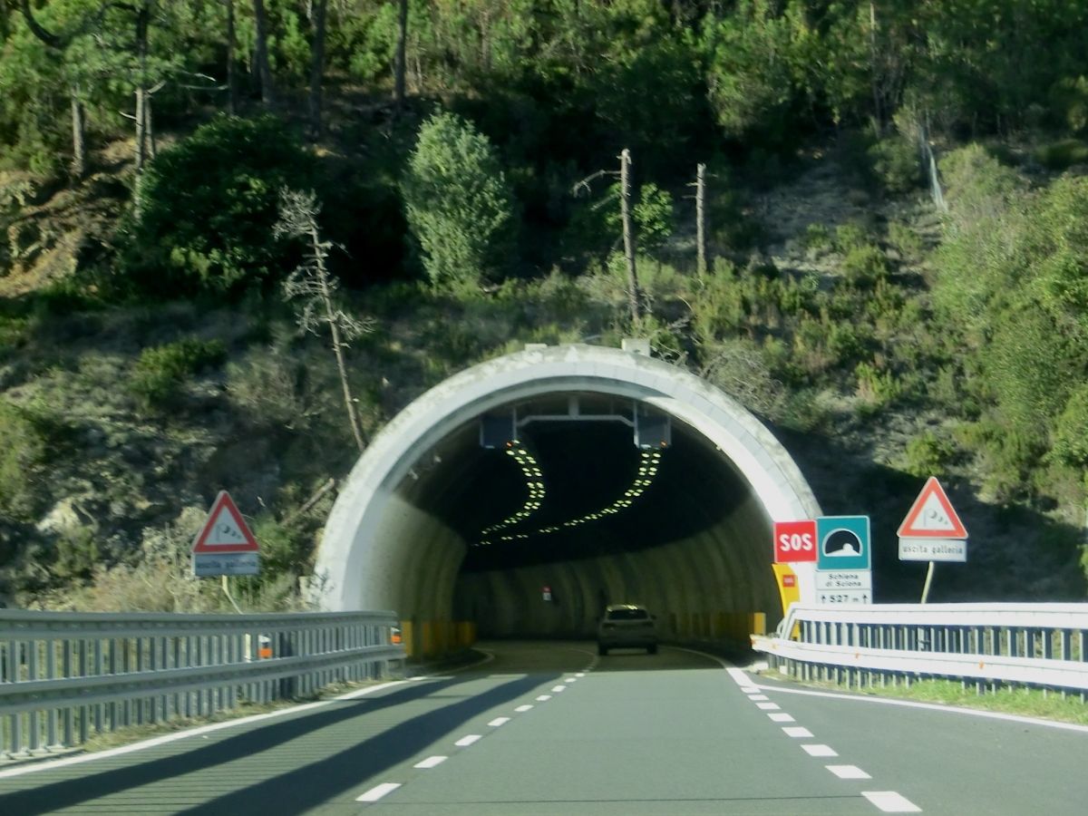 Tunnel Schiena di Sciona 