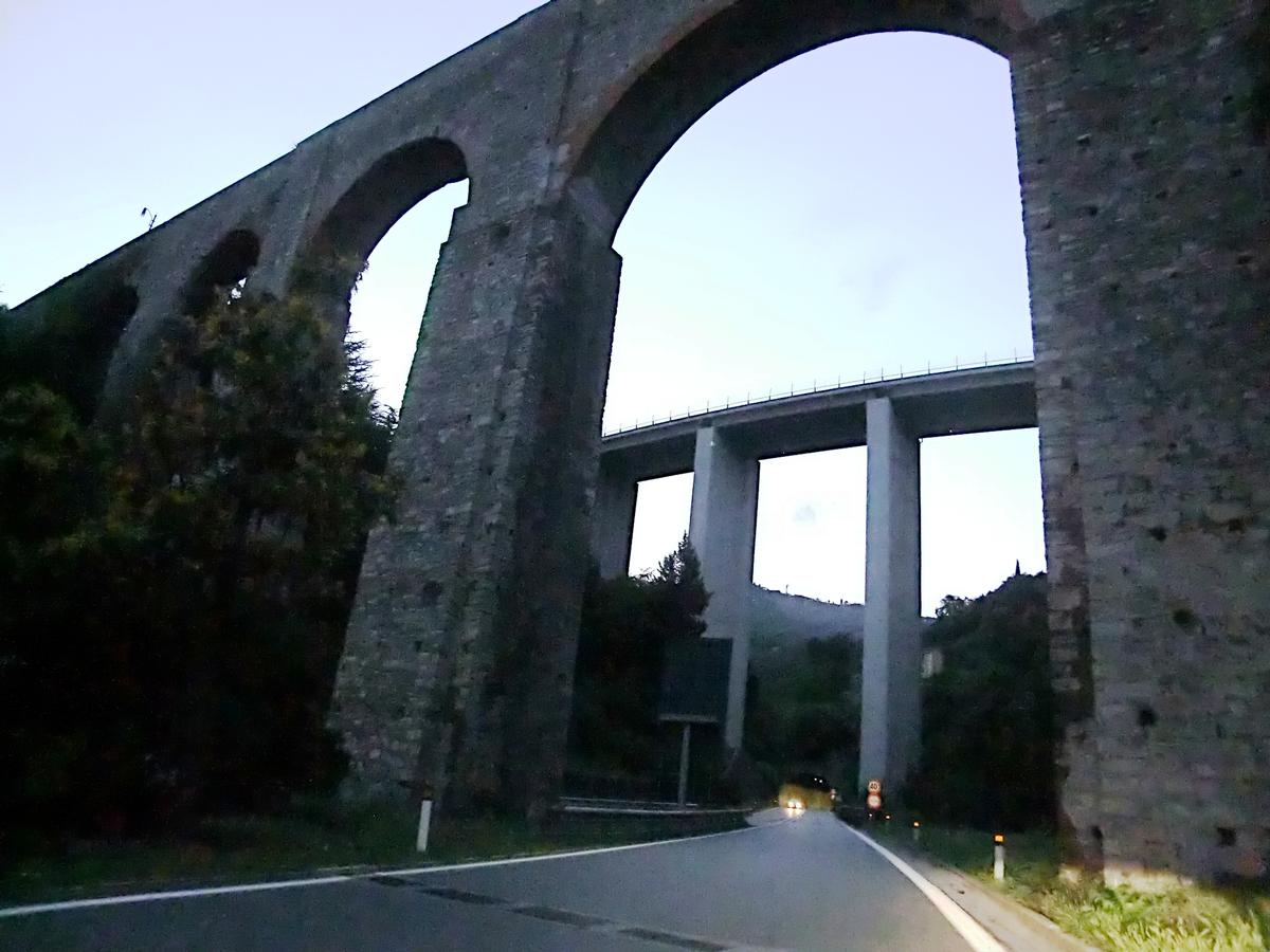 Roman aqueduct, Rio Briscata Viaduct and Campursone 2 southern portal 