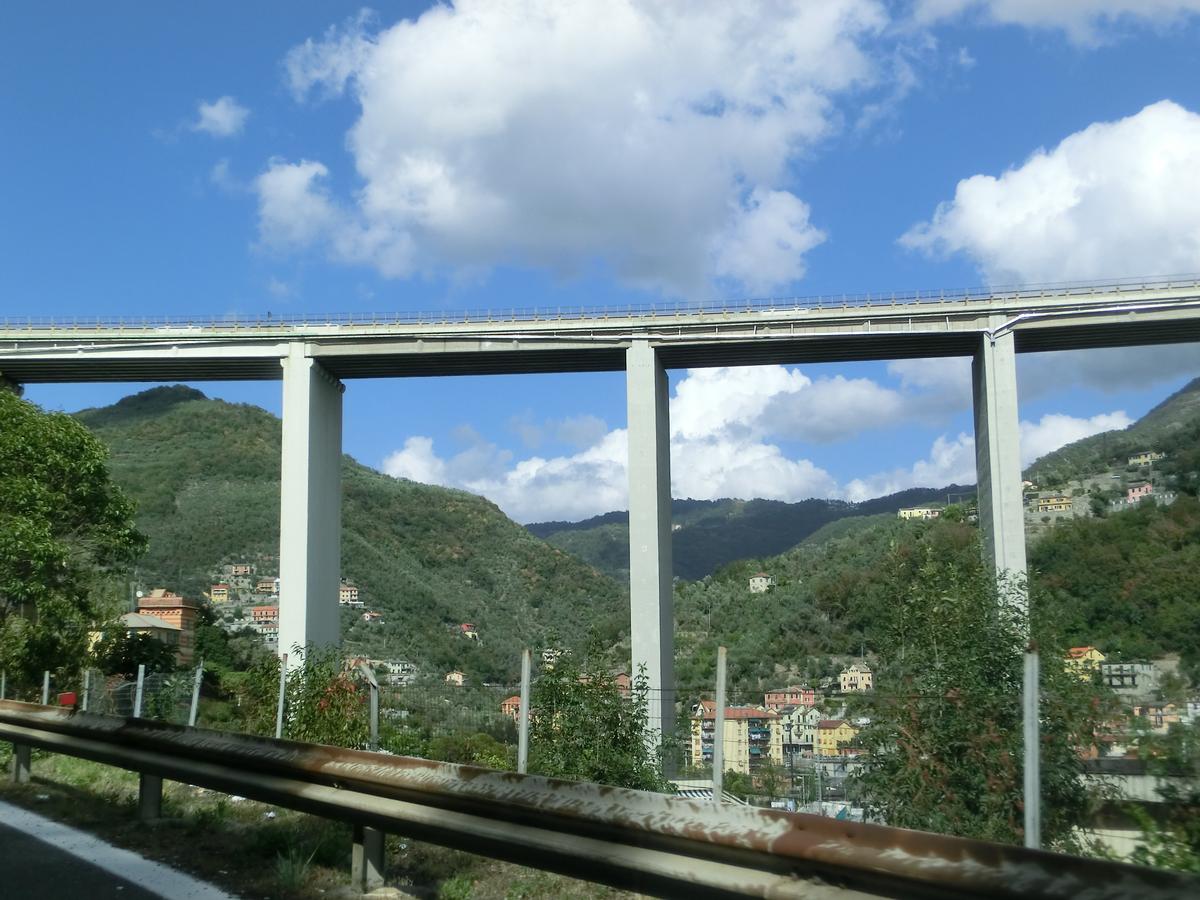 Talbrücke Recco 