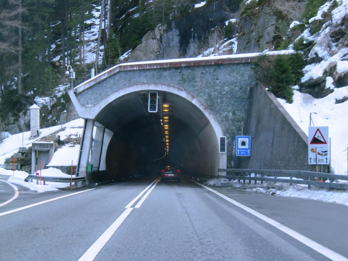 Traversa Tunnel eastern portal 
