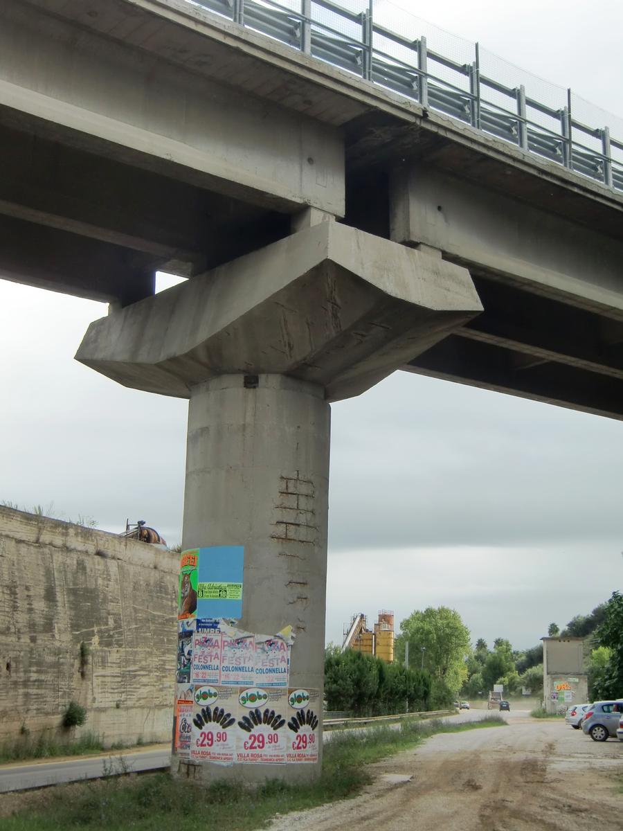 Tronto Viaduct 
