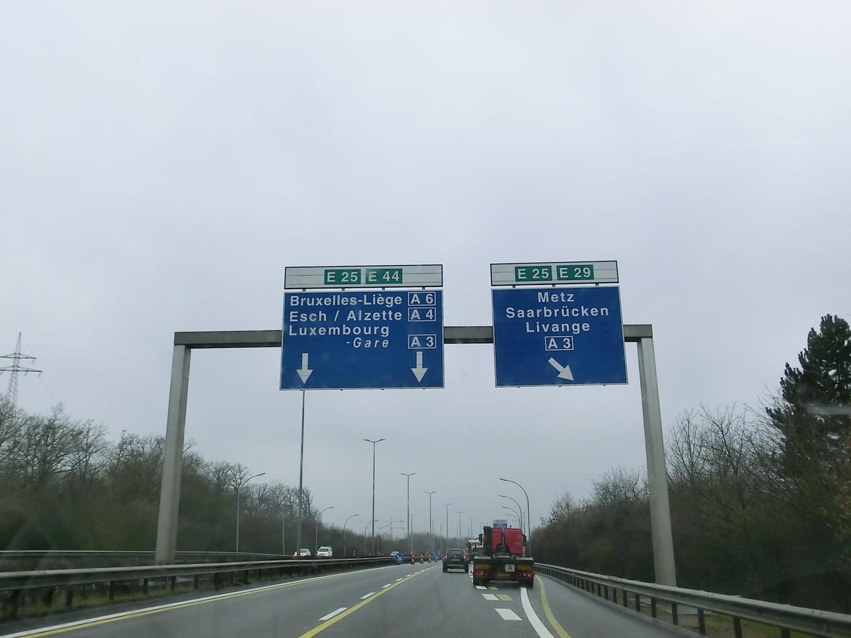 A 1 Motorway (Luxembourg), Croix de Gasperich with A3 and A6 Motorways 