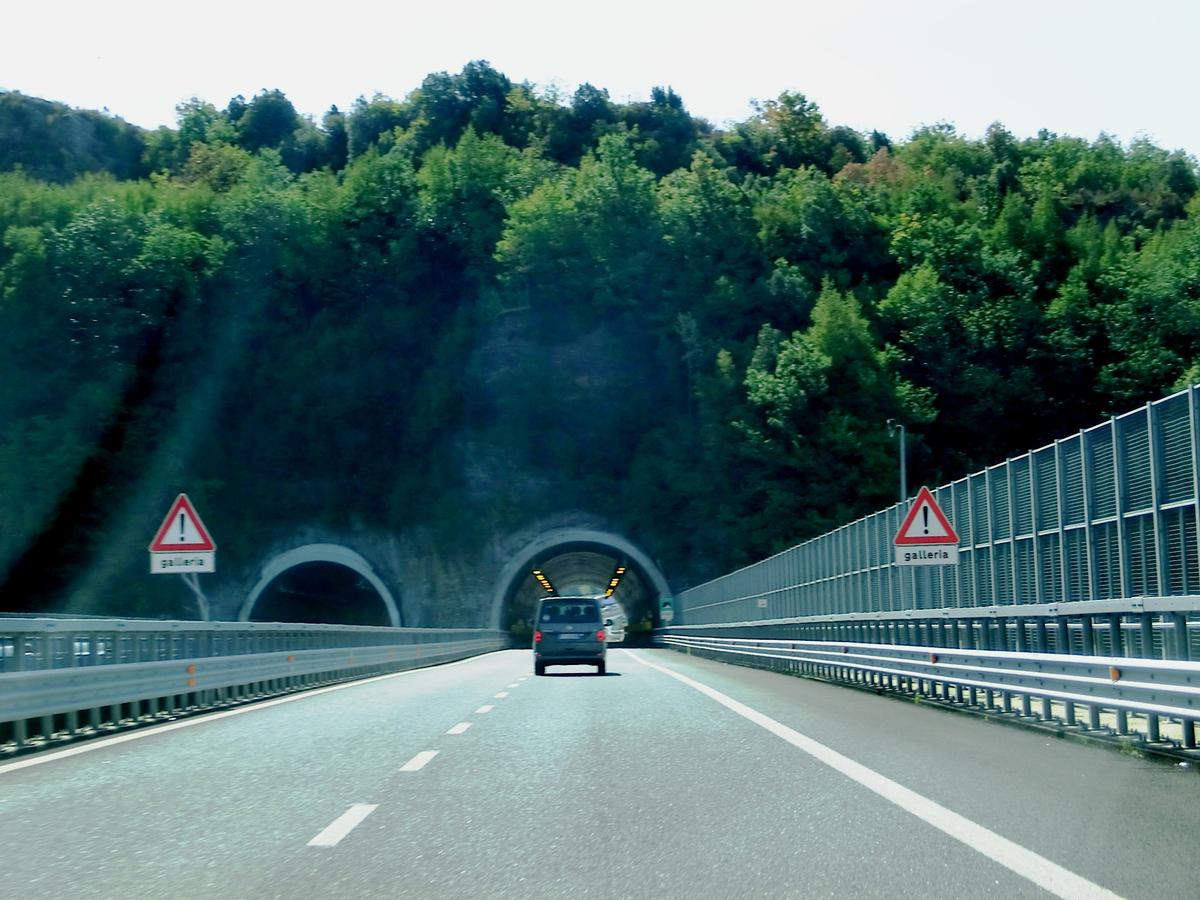 Bersaglio Tunnel northern portals 