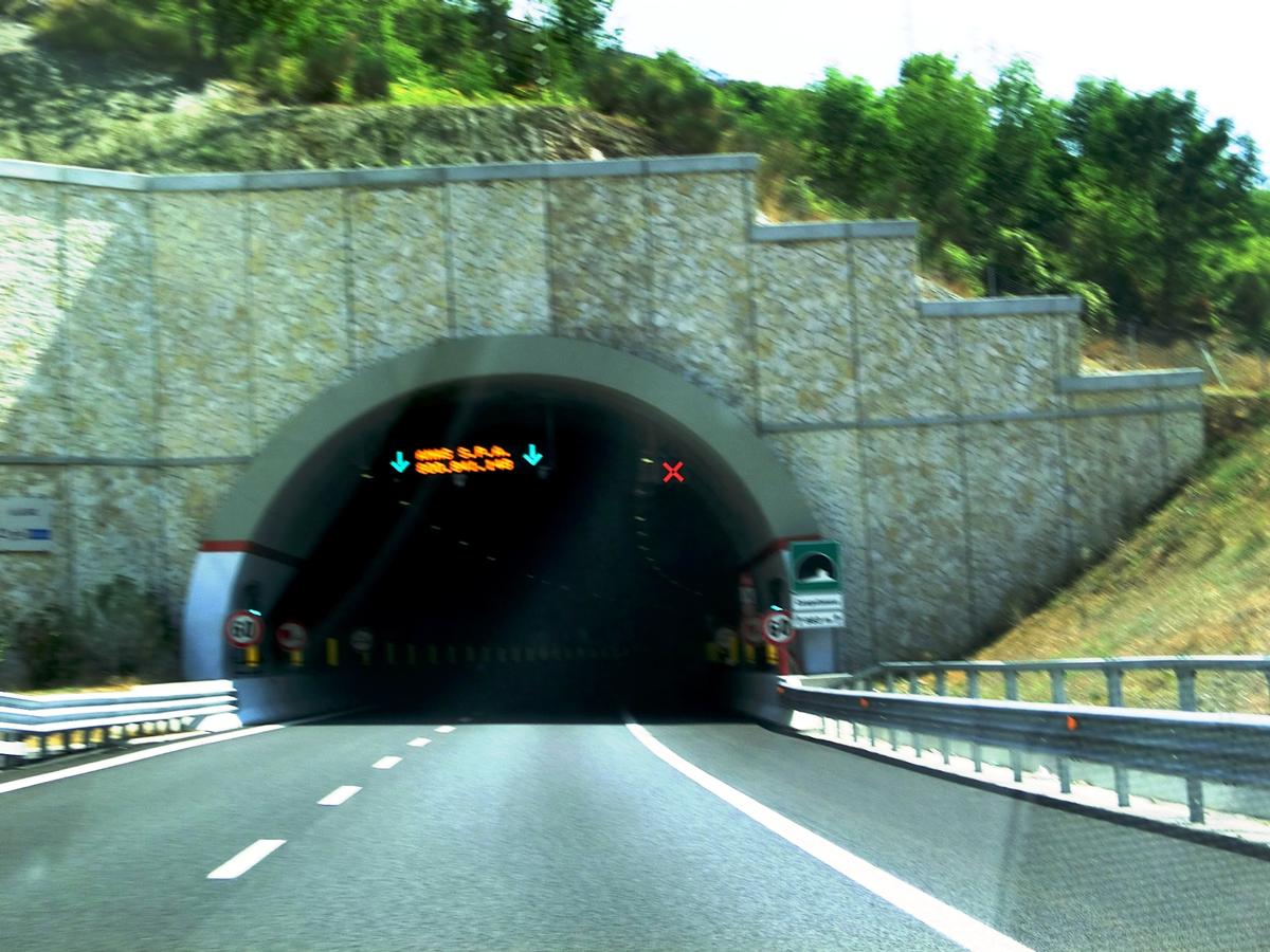 Campotenese (1) Tunnel northern portal 
