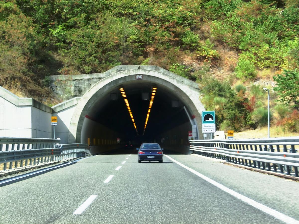 Castelluccio Tunnel southern portal 