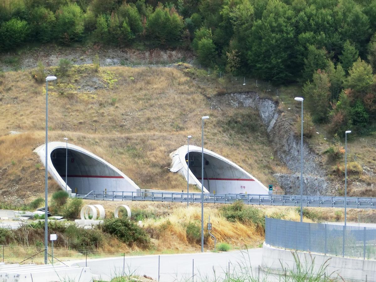 Costa del Monte Tunnel northern portals 