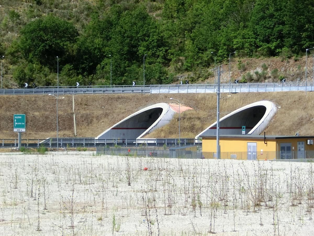 Costa del Monte Tunnel southern portals 