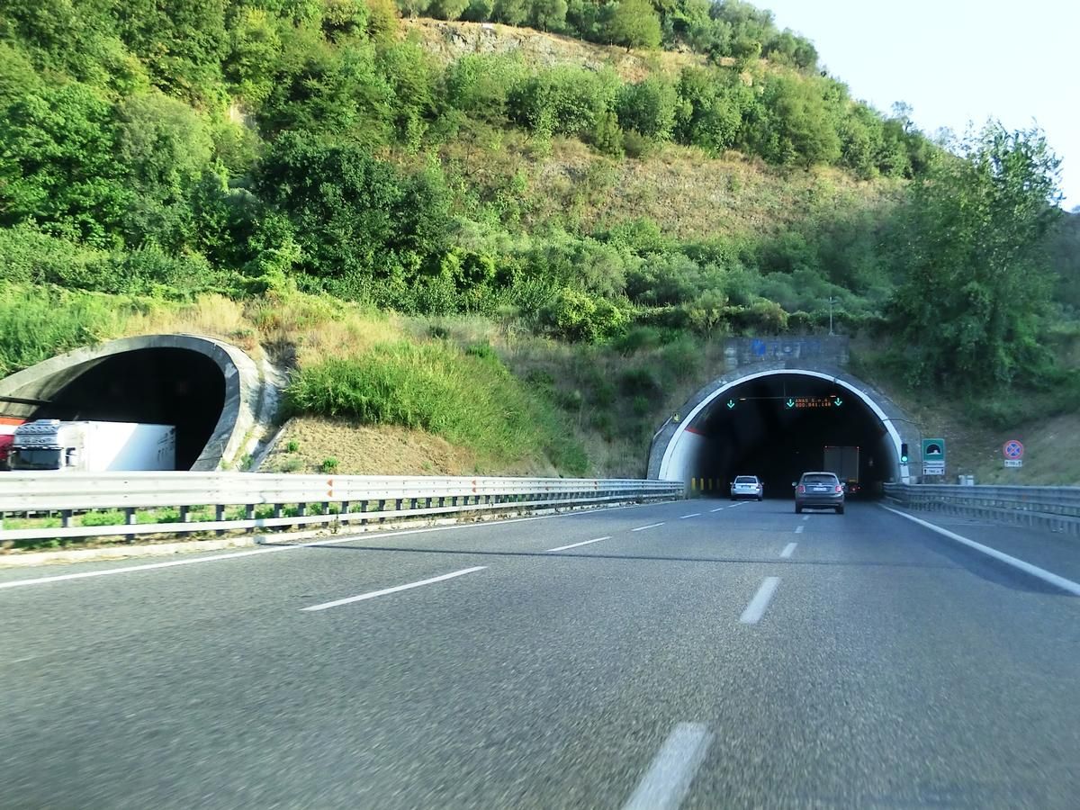 Montevetrano I Tunnel northern portals 