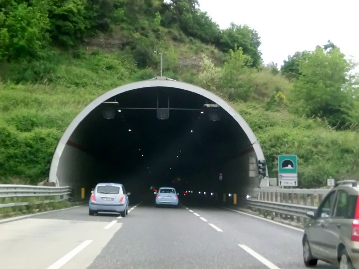 Tunnel Montevetrano II 