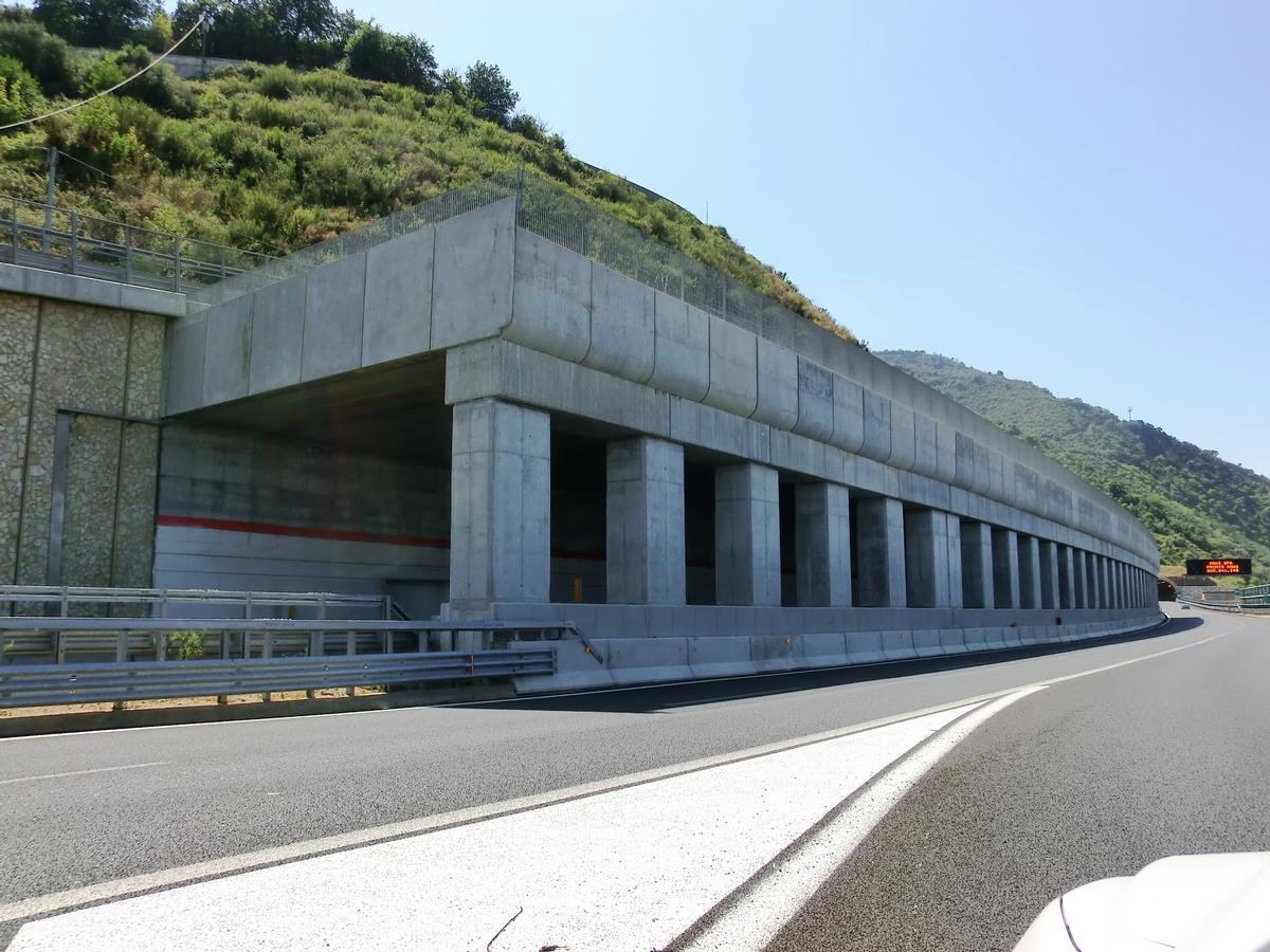 Tunnel de Scilla 
