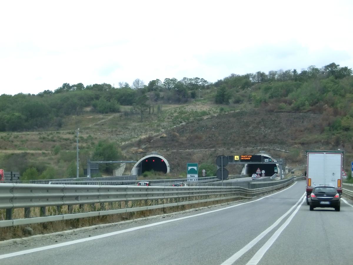 Serrone Tondo Tunnel eastern portal 
