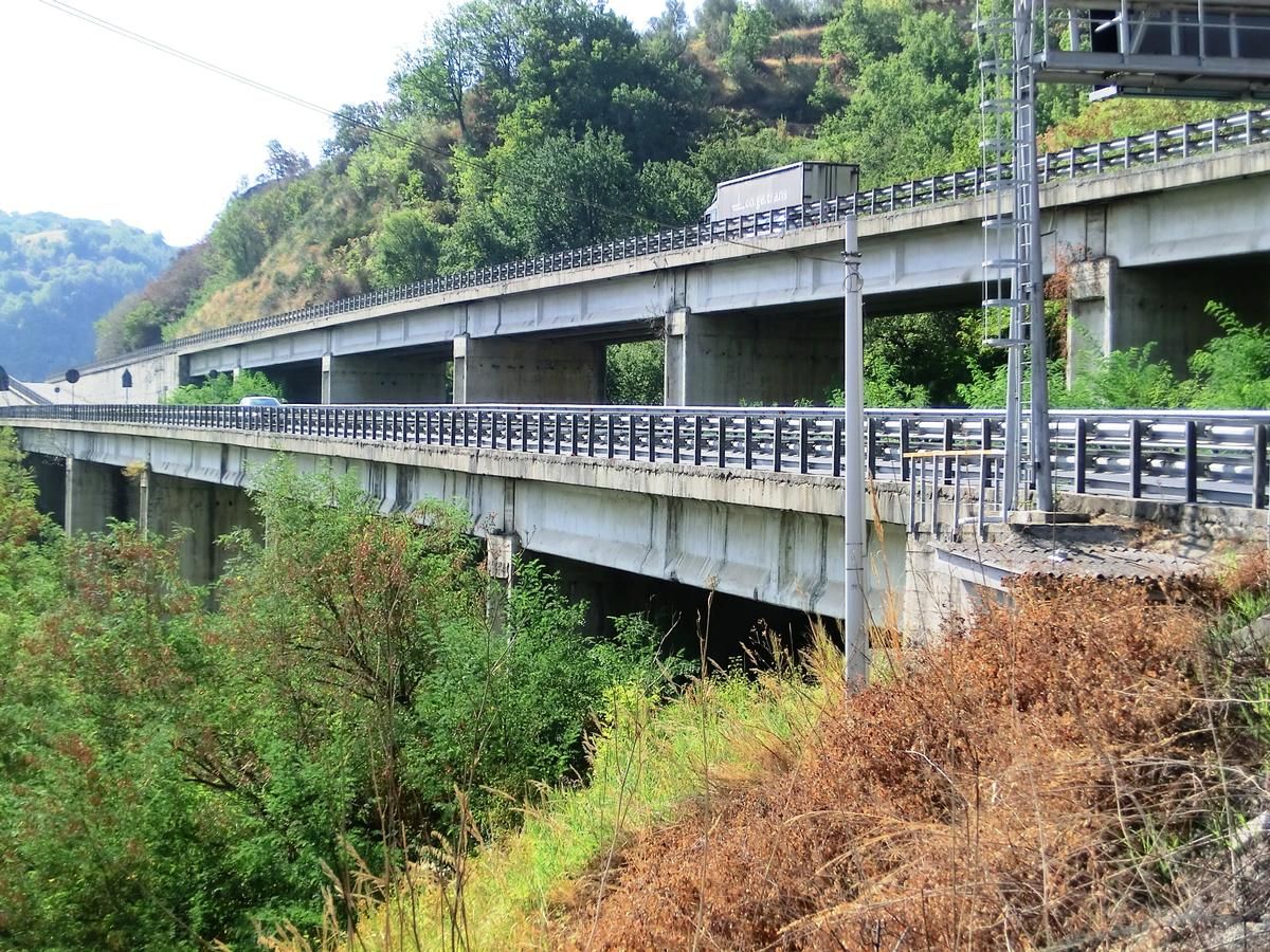 Talbrücke Molino Irto 