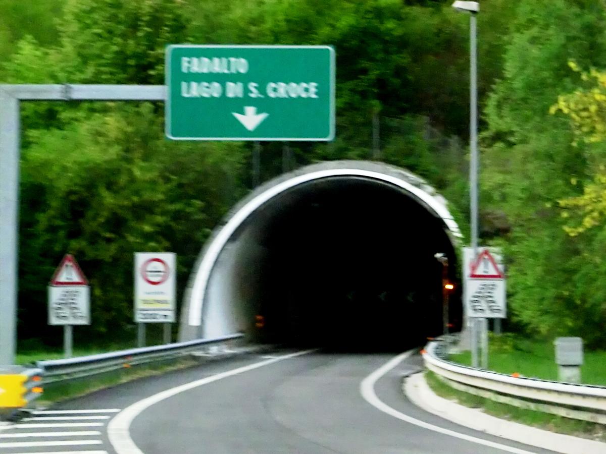Svincolo Fadalto Tunnel southern portal 