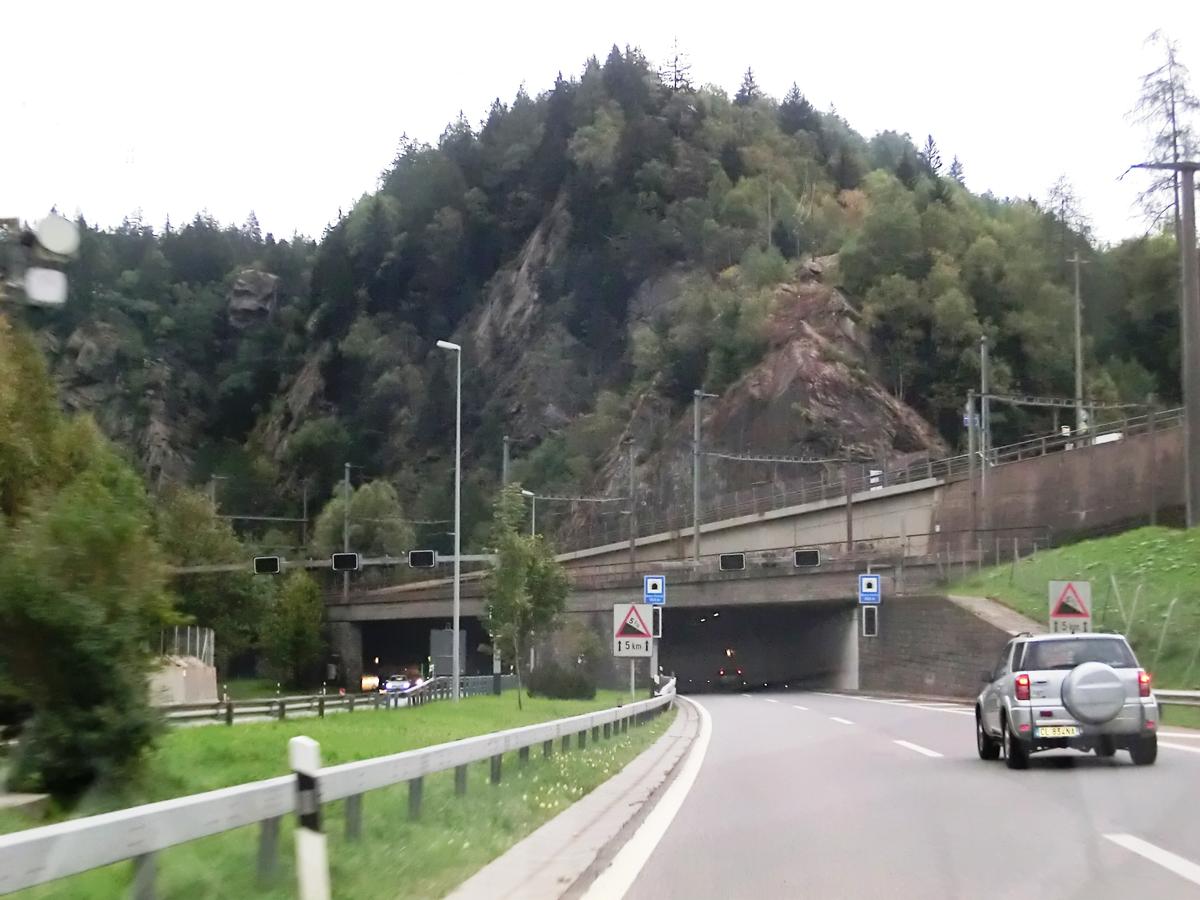Monte Piottino Tunnel northern portals 