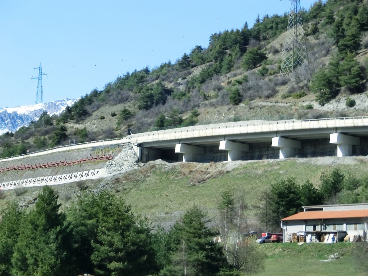 Hangbrücke Blanc 