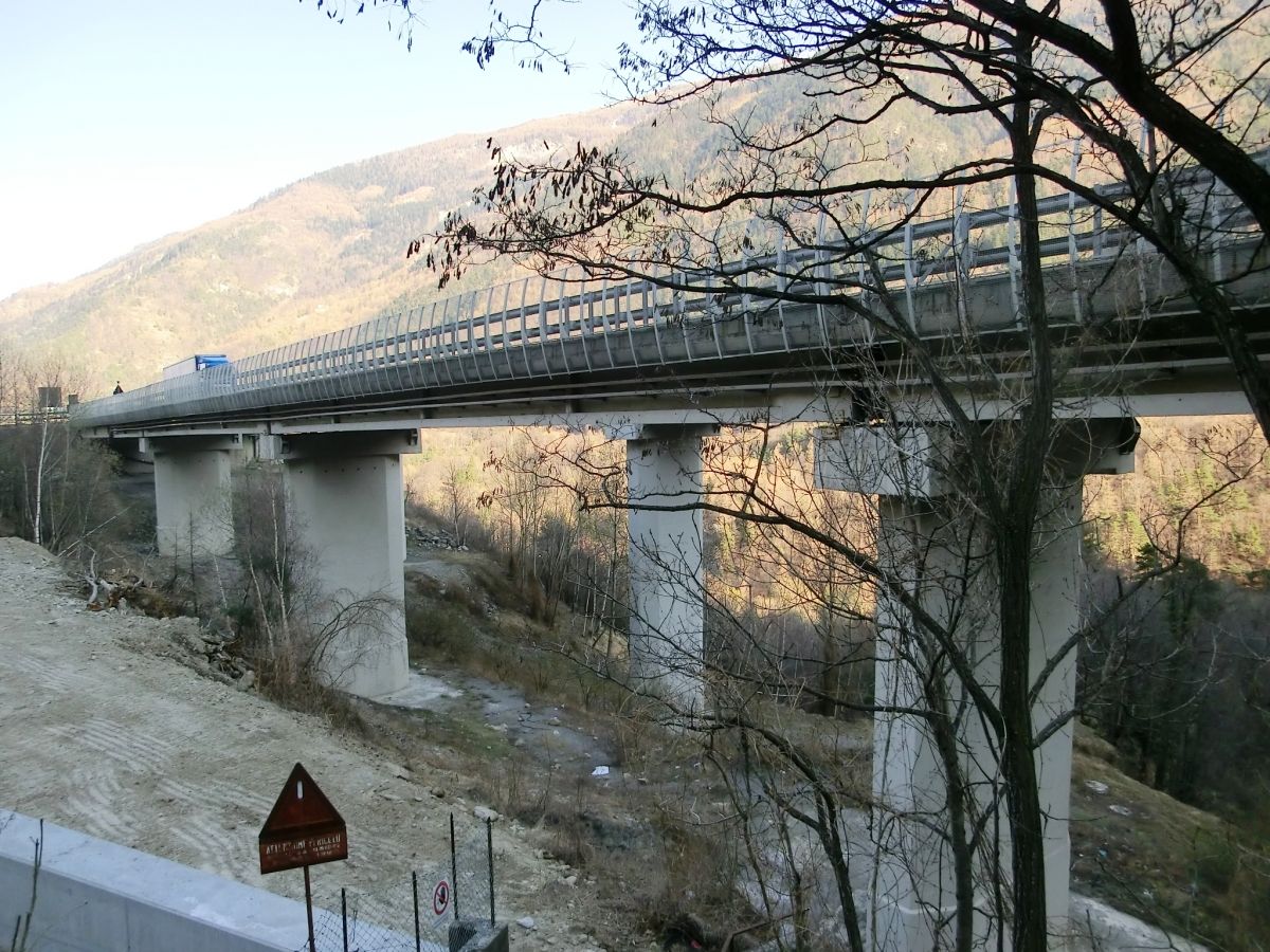Hangbrücke Rio Ponté 