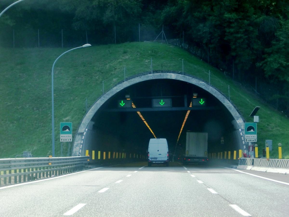 Madonna dei Berici Tunnel eastern portal 