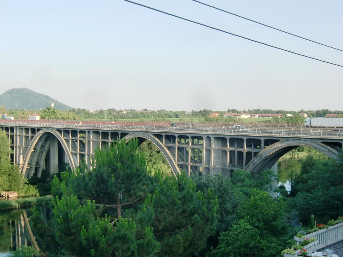 Autobahnbrücke über den Oglio (A4) 