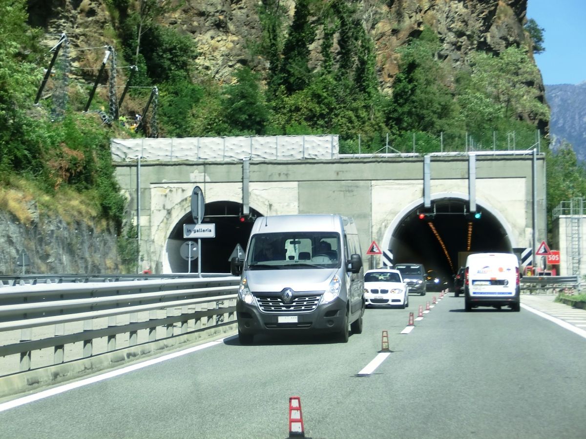 Quassolo Tunnel southern portals 
