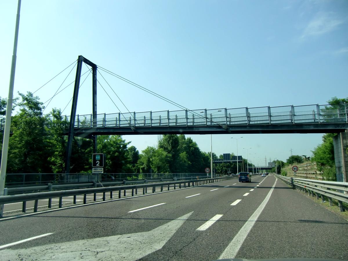 Geh- und Radwegbrücke Parco Media Valle del Lambro 